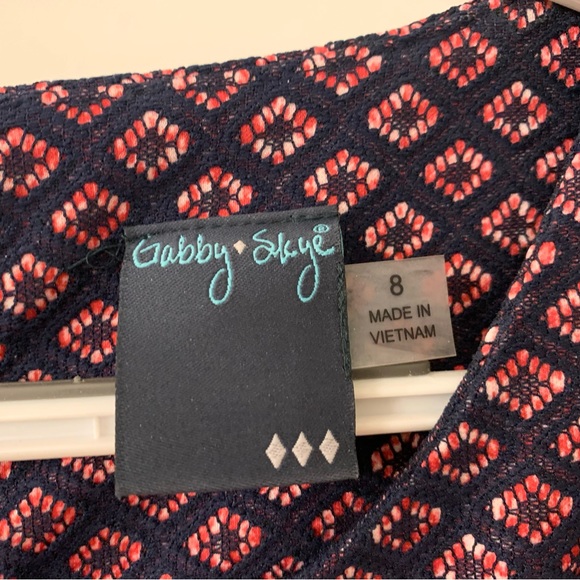 NWOT Gabby Skye bonded lace fit and flare dress - Picture 3 of 7